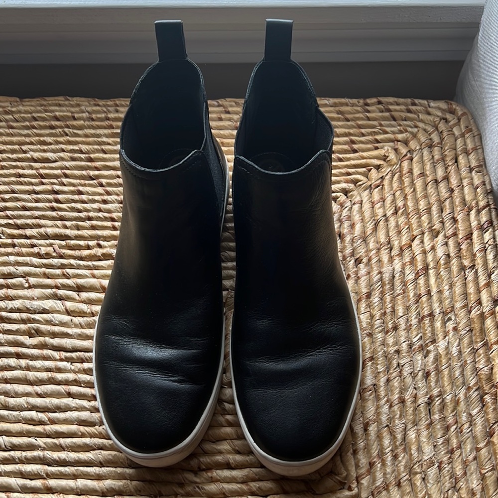 Michael Kors High Top Slip On Sneaker, Black, Size 7 1/2
